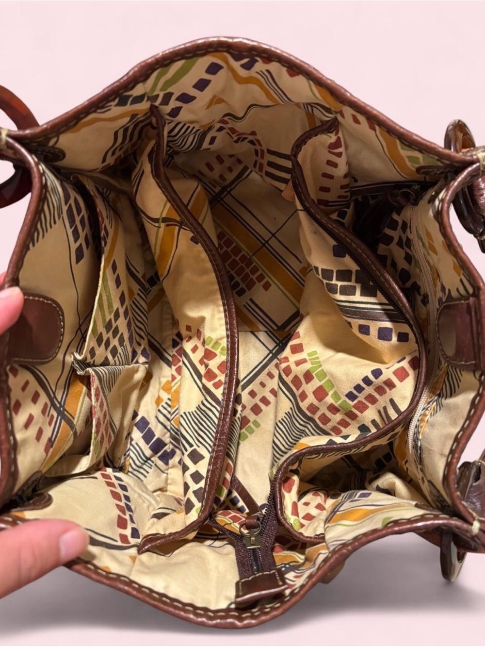 Fossil Tan Leaf-Embossed Leather Shoulder Bag - Picture 4 of 7